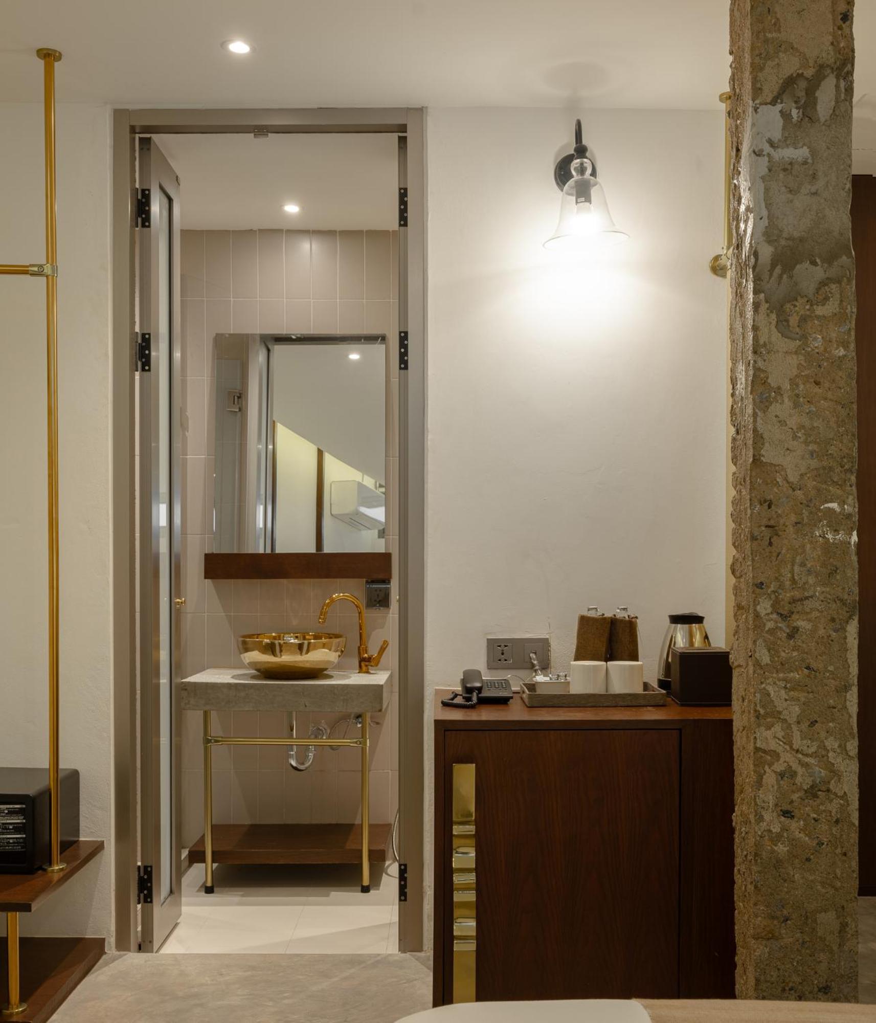 Nidhra Boutique Hotel Bangkok Sukhumvit Oda fotoğraf
