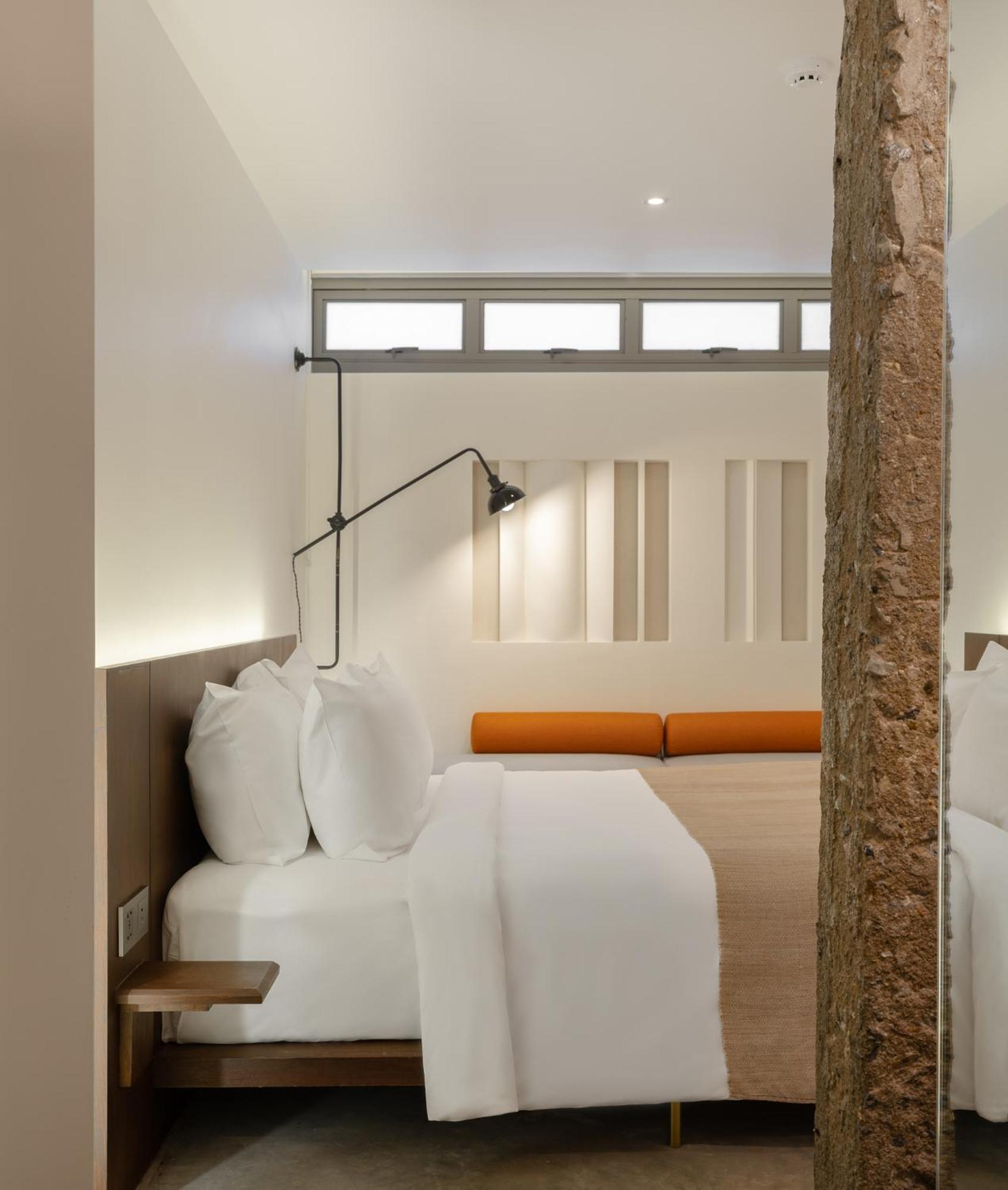 Nidhra Boutique Hotel Bangkok Sukhumvit Oda fotoğraf
